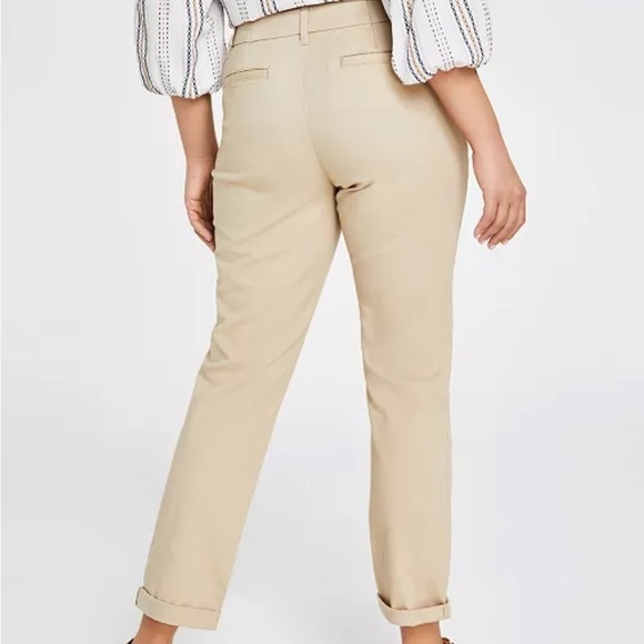 Tommy Hilfiger
Women's TH Flex Hampton Cuffed Chino Straight-Leg Pants, khaki - Picture 2 of 4